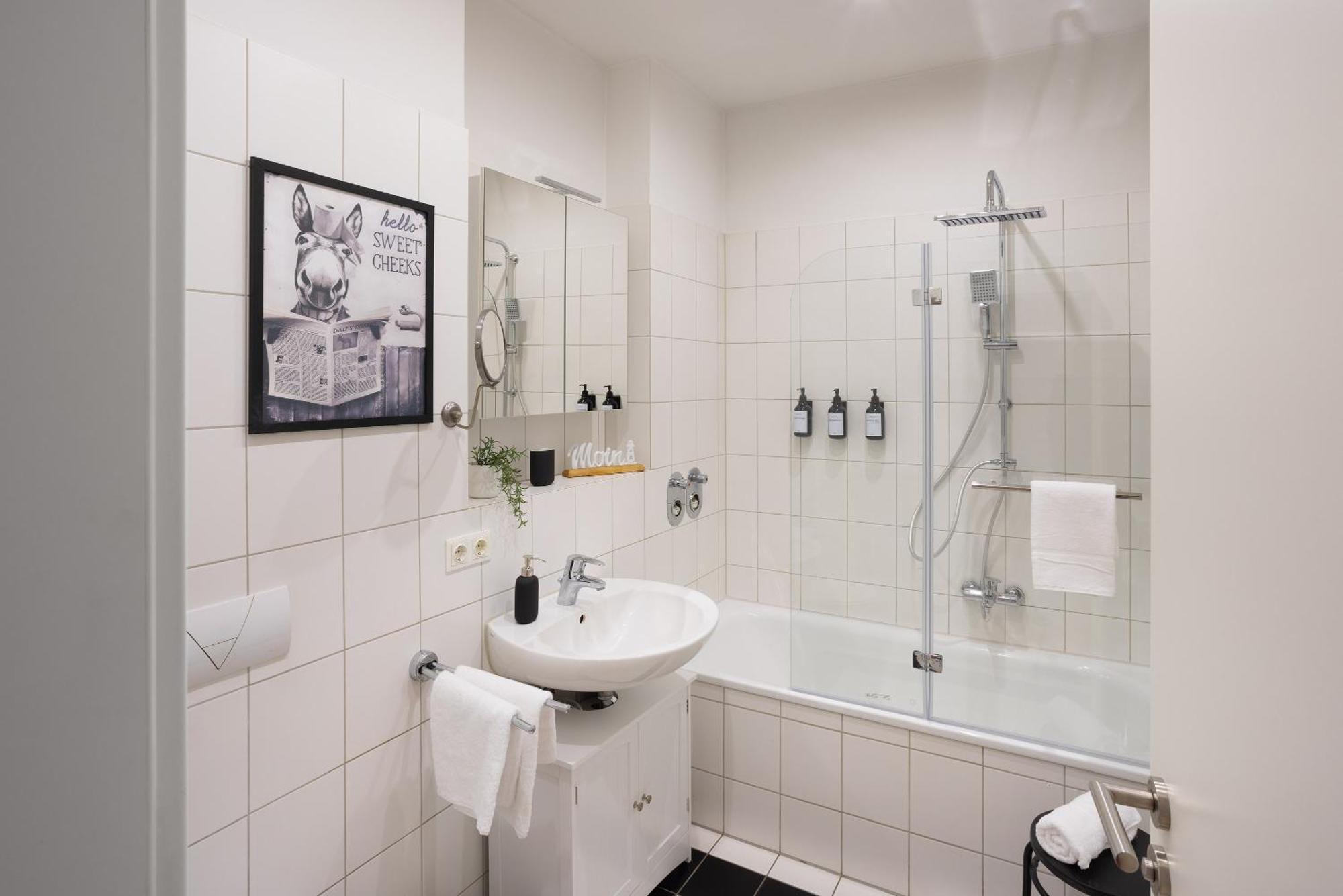 Stilvoll & Historisch I Kingbetten+Kueche+Parkplatz Wesel  Esterno foto